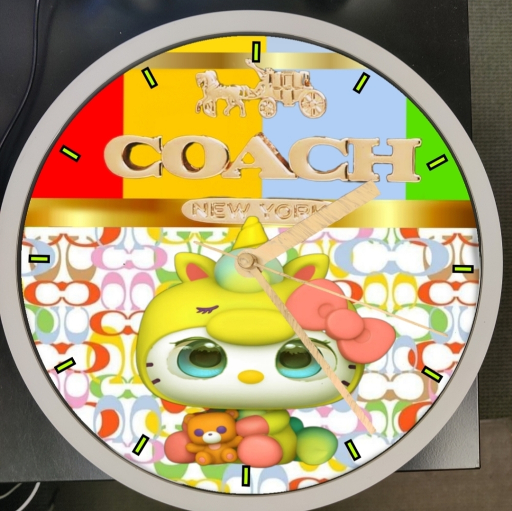 Kitty Coach led lights clock personalized